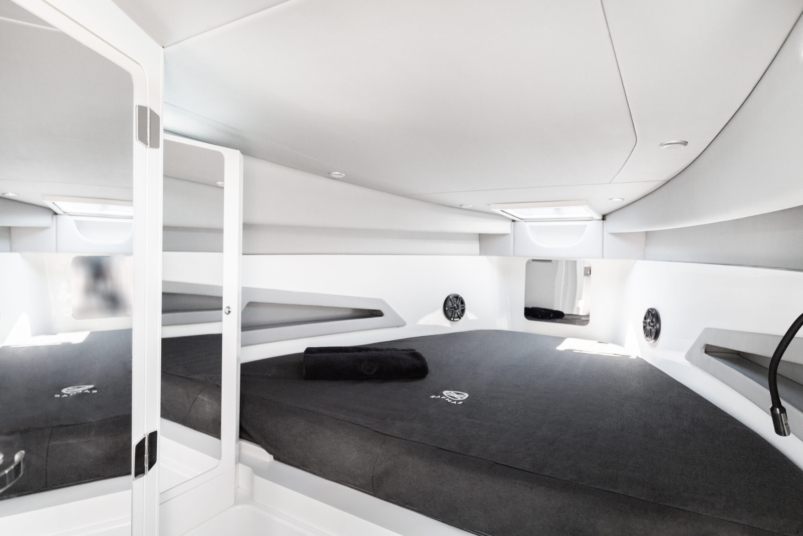 Rafnar 45 Cross Cabin